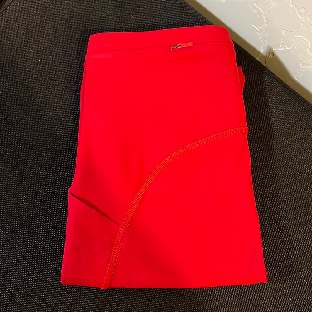 Lululemon high rise swift speed leggings 25 in length size 4 red